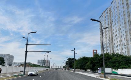 陜西西咸新區(qū)首條多桿合一道路！華體科技讓美與美好一路發(fā)生